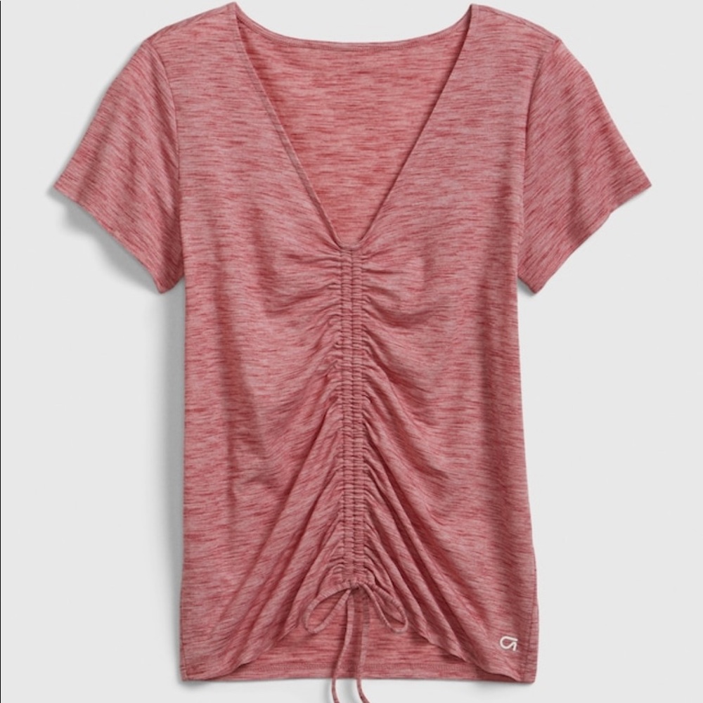 GapFit Breathe RuchedV-neck